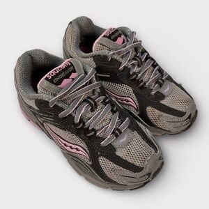 Saucony Girls Running Shoes Endeavor Athletic School Sneakers Little Kid Girl 12